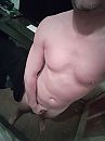 Even gluren, foto 3000x4000, 5 reacties, 22 stemmen