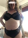 Eventjes showen, foto 480x640, 18 reacties, 51 stemmen