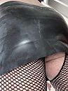 Gebukt in latex mini, foto 2320x3088, 32 reacties, 45 stemmen