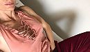 Hand in broek, foto 1501x886, 2 reacties, 30 stemmen