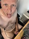 Harde E-stim op de tepels, foto 2316x3088, 1 reacties, 6 stemmen