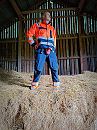 Hay barn, foto 3000x4000, 3 reacties, 9 stemmen