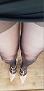 Heerlijke kousenbenen en heels, foto 995x2047, 2 reacties, 6 stemmen