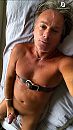 Leren riem en orgasme, foto 1284x2278, 0 reacties, 1 stemmen
