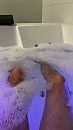 Lkkr in de jacuzzi, foto 1080x1920, 0 reacties, 4 stemmen