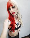 Me, foto 1538x1907, 7 reacties, 12 stemmen