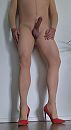 Nylon suite met rode pumps, foto 809x1470, 14 reacties, 29 stemmen