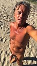Op het strand, foto 1284x2276, 0 reacties, 0 stemmen