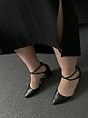 Pumps met nylons en lange rok, foto 3000x4000, 12 reacties, 25 stemmen