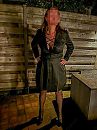 Regenjas, foto 717x956, 24 reacties, 106 stemmen