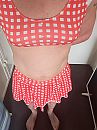 Rood met witte stippen, foto 2448x3264, 4 reacties, 15 stemmen