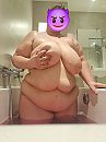 Self love momentje, foto 3000x4000, 14 reacties, 52 stemmen