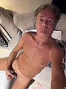 Sex slaaf, foto 960x1280, 0 reacties, 0 stemmen