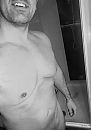 Shower time!, foto 1958x2787, 3 reacties, 11 stemmen