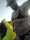 Tan lines opdoen, foto 1938x2584, 1 reacties, 7 stemmen