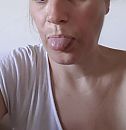 Tong, foto 621x639, 33 reacties, 116 stemmen