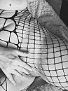 Touching me, foto 2448x3264, 9 reacties, 35 stemmen