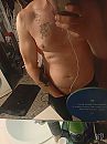 Upperbody, foto 1080x1440, 1 reacties, 6 stemmen