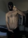 Who likes a hood?, foto 3000x4000, 1 reacties, 8 stemmen