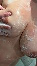 Wie helpt mij met douchen?, foto 1152x2048, 19 reacties, 56 stemmen