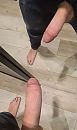 Wie komt deze pik verwennen?, foto 545x910, 6 reacties, 17 stemmen