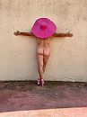 You Can Leave Your Hat On #1, foto 1536x2048, 13 reacties, 57 stemmen