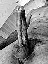 Zwartwit, foto 2448x3264, 3 reacties, 12 stemmen