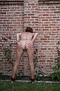 aan de muur, foto 2666x4000, 17 reacties, 90 stemmen