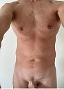eerste nude, foto 982x1366, 7 reacties, 11 stemmen