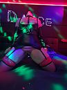 gangbangslet, foto 1512x2016, 6 reacties, 40 stemmen