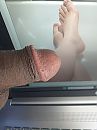 lekker voetjes, foto 3000x4000, 1 reacties, 3 stemmen