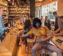 op café, foto 2447x2178, 3 reacties, 14 stemmen