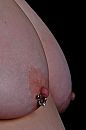 piercing van een vriendin, foto 1028x1543, 4 reacties, 15 stemmen