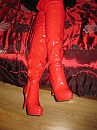 red boots, foto 2736x3648, 6 reacties, 30 stemmen