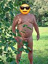 verstopt in het groen, foto 3000x4000, 8 reacties, 10 stemmen