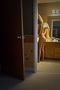 Voyeur?, foto 1532x2298, 78 reacties, 137 stemmen
