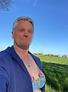 Blauwe luchten, foto 1536x2048, 5 reacties, 8 stemmen