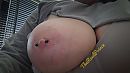Boobflash @work, foto 2048x1152, 12 reacties, 30 stemmen