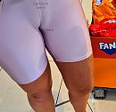 Cameltoe, foto 764x744, 38 reacties, 100 stemmen