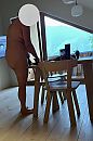 Even naakt binnenskamers..., foto 1480x2235, 7 reacties, 13 stemmen
