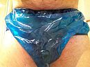 Geil plastic broekje, foto 640x480, 2 reacties, 10 stemmen