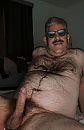 Hard, foto 677x1035, 6 reacties, 10 stemmen