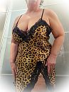 Help me undress..., foto 2727x3636, 4 reacties, 9 stemmen