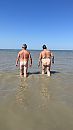 In de blote kont op het strand, foto 2250x4000, 7 reacties, 23 stemmen