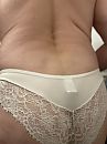 Kont in wit, foto 2316x3088, 3 reacties, 6 stemmen