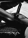 Latex, foto 1540x2033, 10 reacties, 15 stemmen