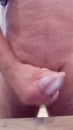 Lekker sperma spuiten, film 00:00:29, 8 reacties, 11 stemmen