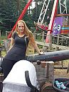 Me., foto 1200x1600, 206 reacties, 610 stemmen