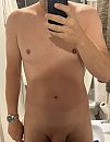 Me, foto 1036x1321, 1 reacties, 2 stemmen