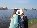 Met Nancy op de Zaanse Schans, foto 640x480, 13 reacties, 108 stemmen